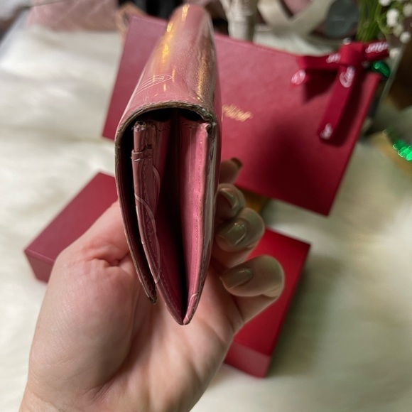 MUST DE CARTIER PINK PATENT CALFSKIN LEATHER HAPPY BIRTHDAY WALLET - Picture 10 of 16